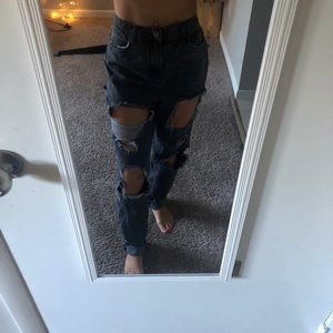 Bagging, Faded black jeans.